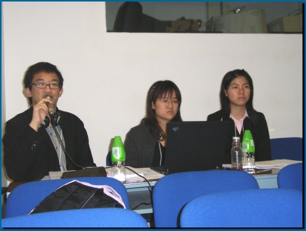 602x451 pixels (86K)